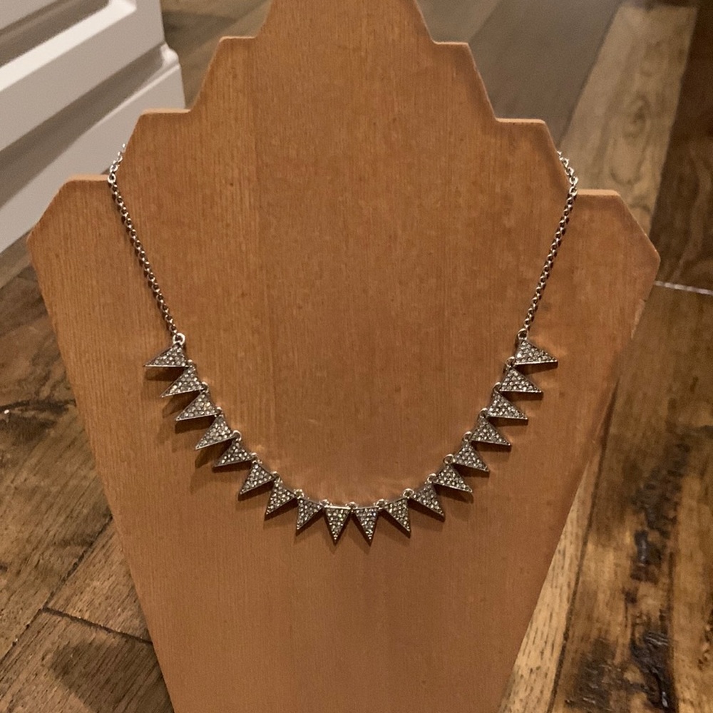 Banana republic necklace